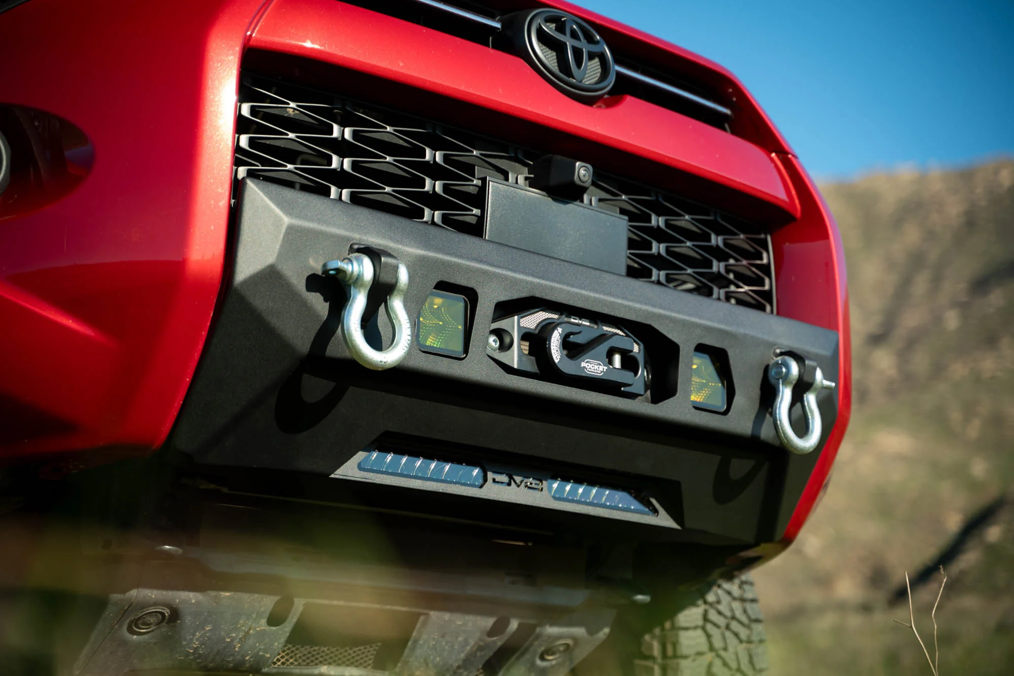2014-2024 Toyota 4Runner | Centric Series Winch Front Bumper - Image 2