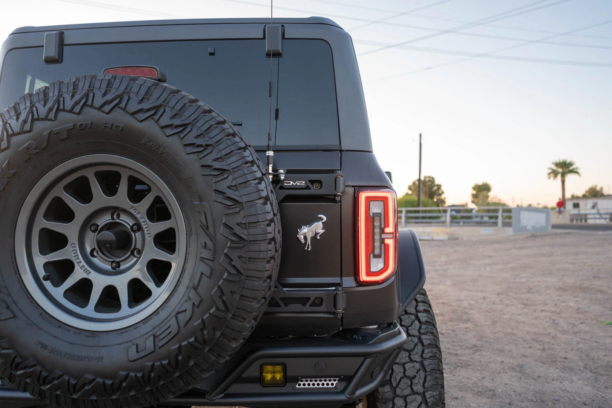 2021-2026 Ford Bronco | Tire Carrier - Image 4