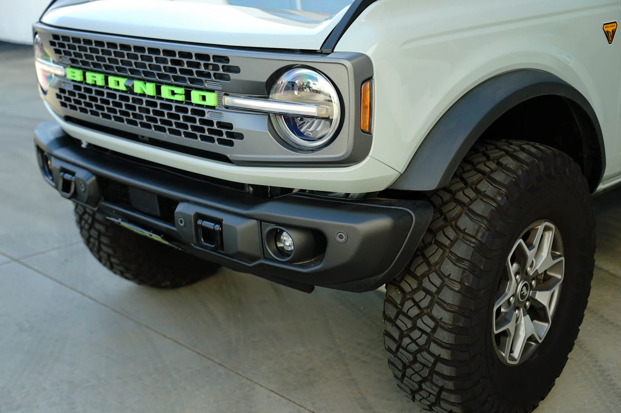 2021-2026 Ford Bronco | Capable Bumper Slanted Front License Plate Mount - Image 8