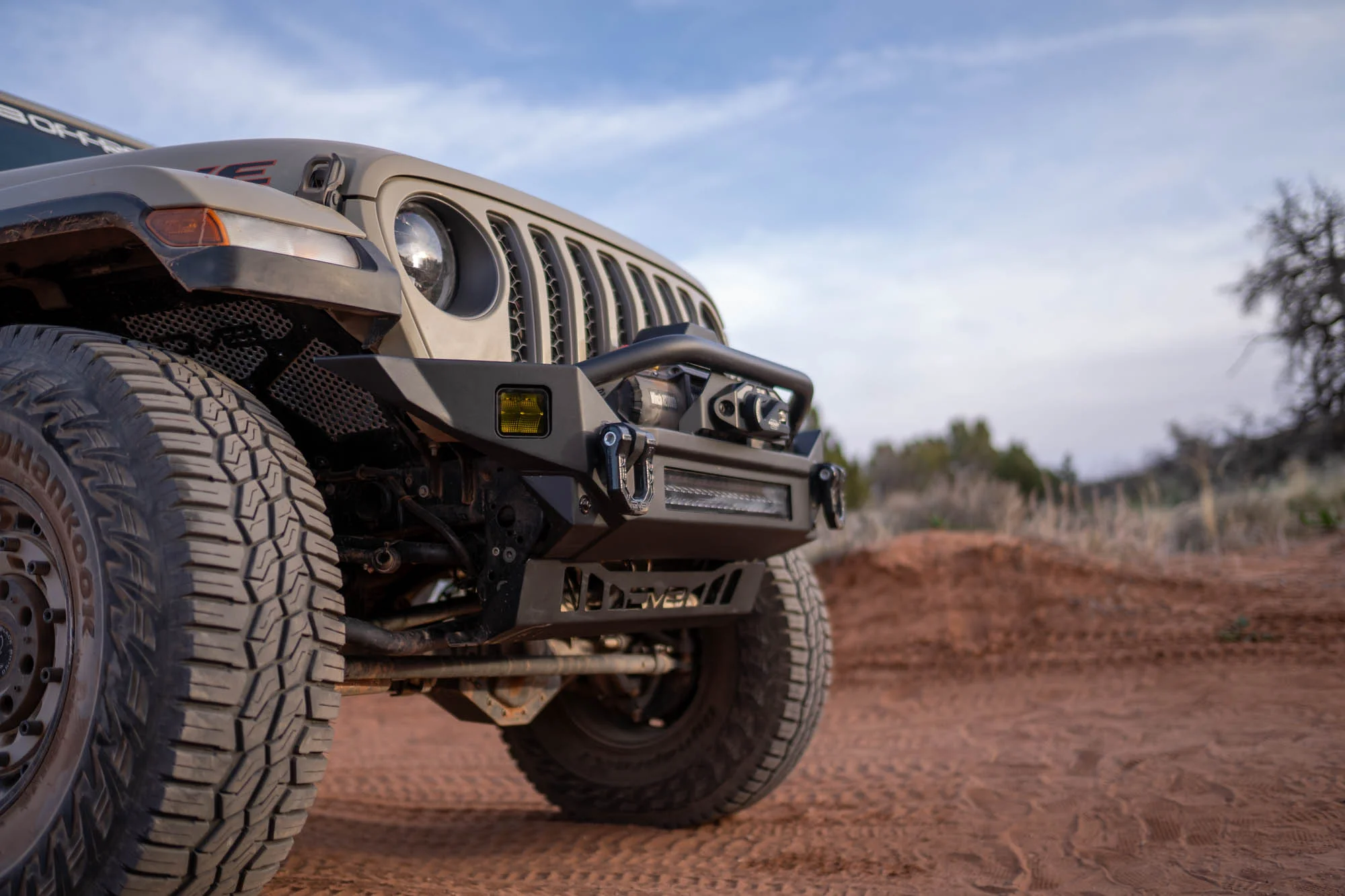 2007-2026 Jeep Wrangler JK/JL & Gladiator JT | FS-7 Mid-Width Winch Front Bumper - Image 8
