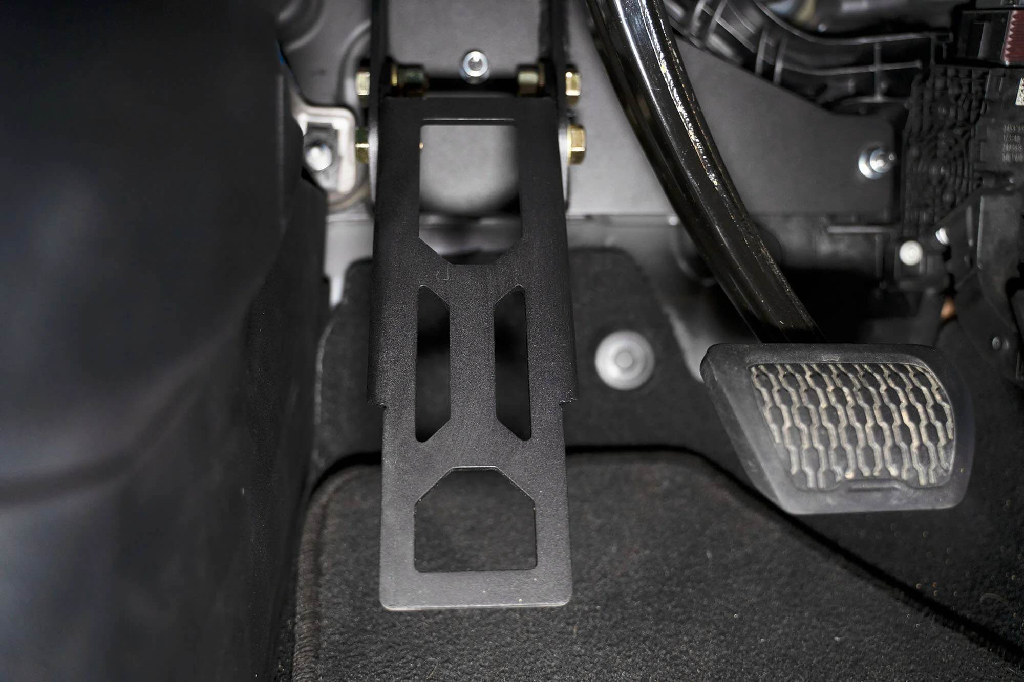 2018-2026 Jeep JL/JT Adjustable Dead Pedal - Image 2